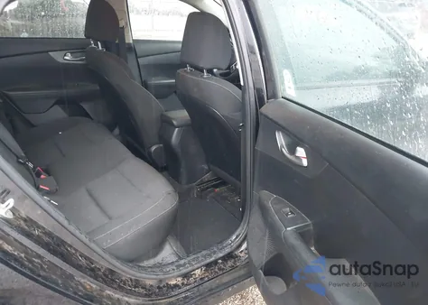 2021 Kia Forte Fe из США, поврежденный, VIN 3KPF24AD1ME315013